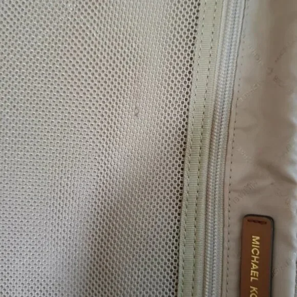 Michael Kors Logo Rolling Travel Trolley Suitcase Carry On Bag - Brown​​ - Picture 6 of 15